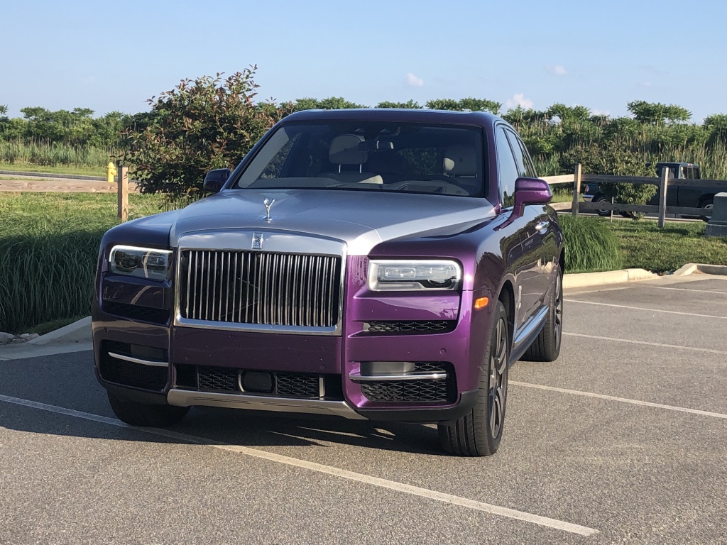 Rolls-Royce Cullinan: Purple “Reign”