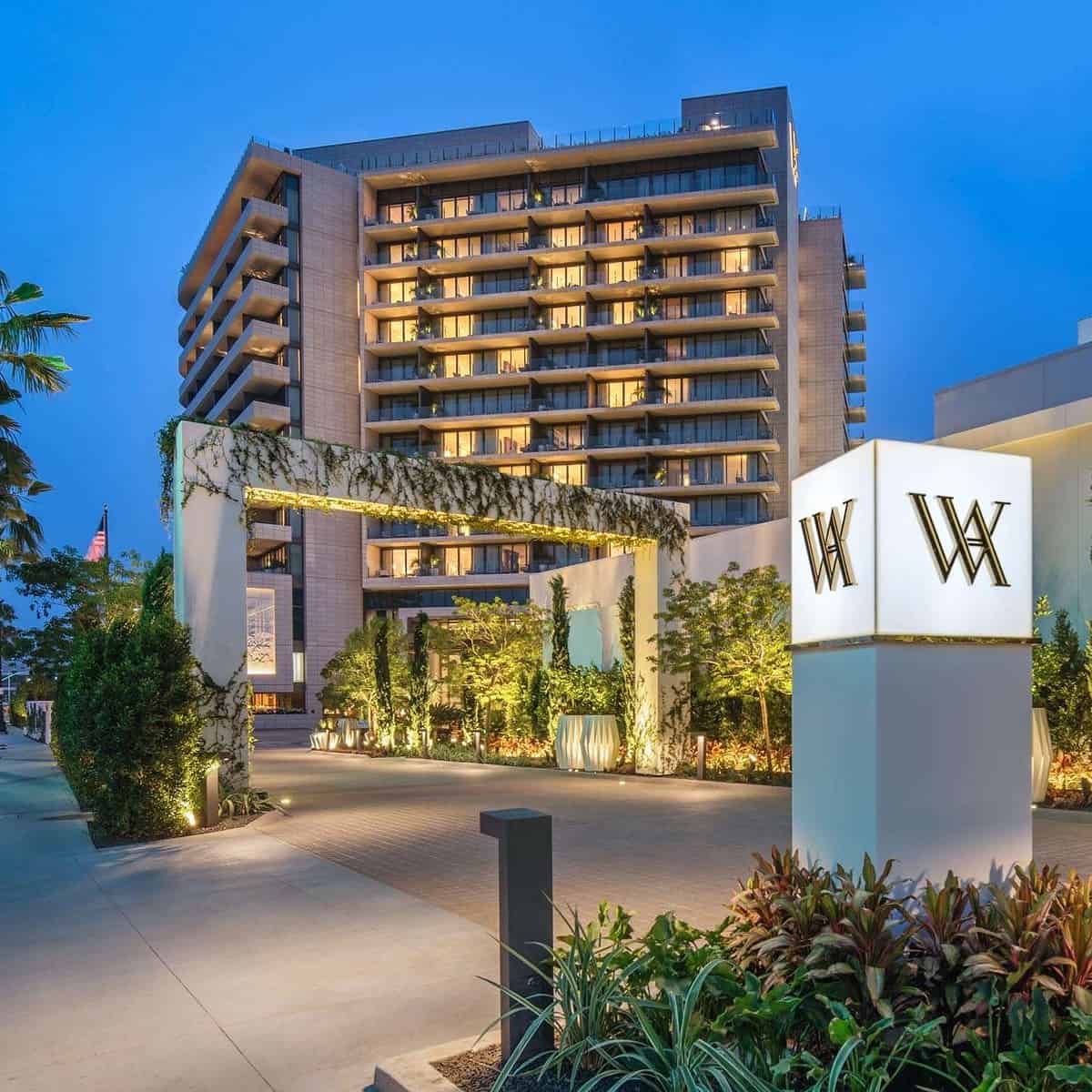 Waldorf Astoria Beverly Hills offers a combination of true luxury for discerning travelers: an urban respite centered in the heart of Beverly Hills.